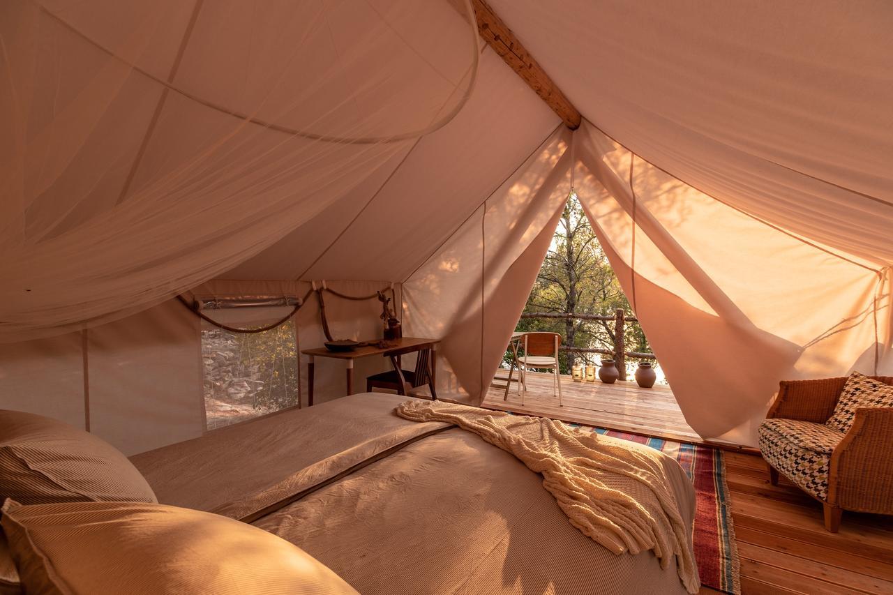 Plage Cachee - Glamping Vrboska Exterior foto