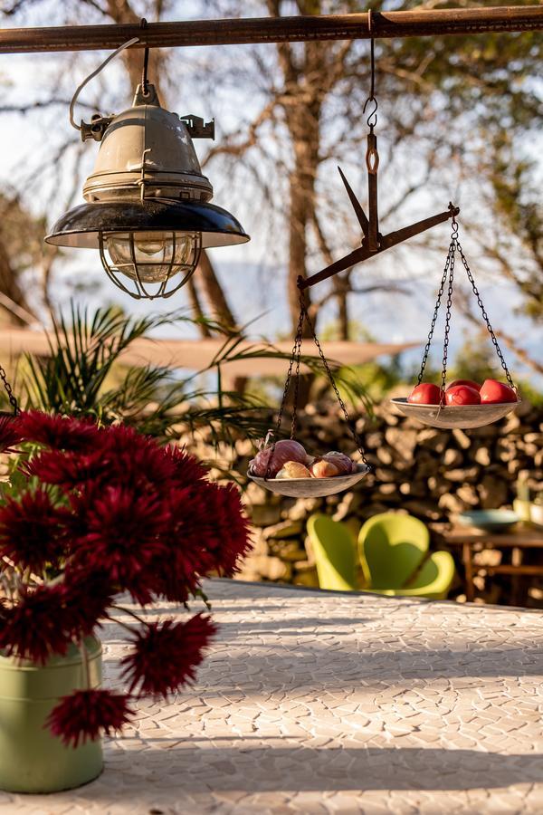 Plage Cachee - Glamping Vrboska Exterior foto