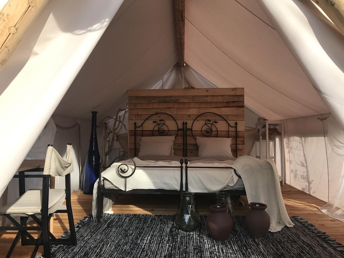 Plage Cachee - Glamping Vrboska Exterior foto